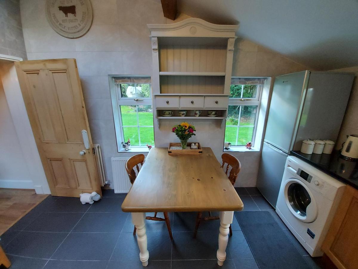 Saughall Mill Farm Cottage Chester Extérieur photo