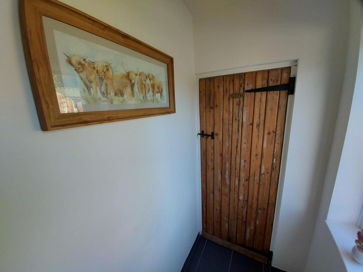 Saughall Mill Farm Cottage Chester Extérieur photo
